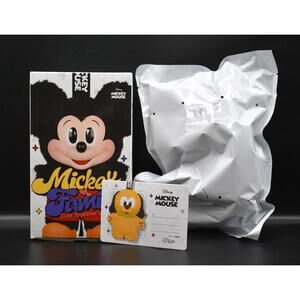 Pop Mart Mickey Family Cute Together Plush Pendant Pluto Doll (A11)